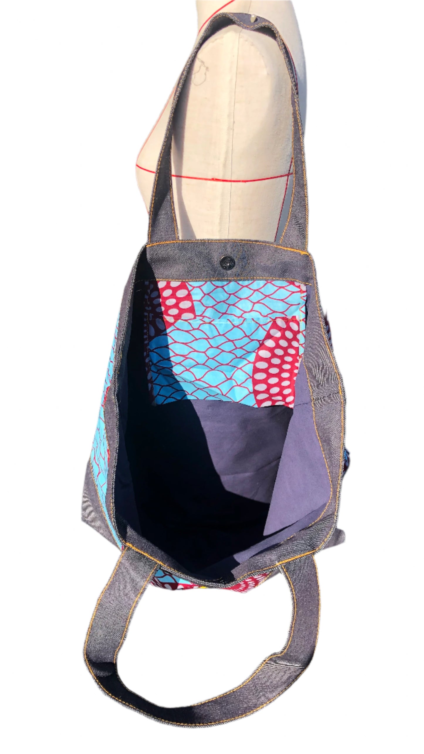 Day Cargo Tote (Ankara Blue Circle)